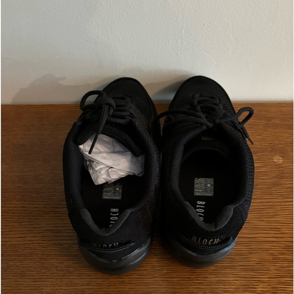BLOCH black DRT split sole sneakers. New in box. Style: S0538L. Size 10.5 - Picture 7 of 15